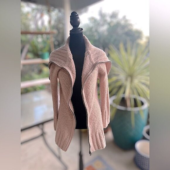 BCBGMAXAZRIA Lambswool Acrylic Pile Knit Zip Cardigan Sweater Pink Women XS / S - Picture 9 of 16